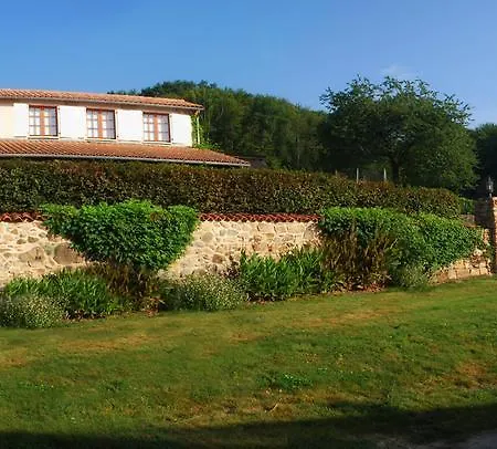 La Belle Cour Semesterbostad Roussines